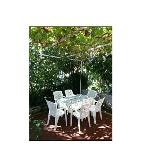 Apartmani Ivona Podgora Extérieur photo